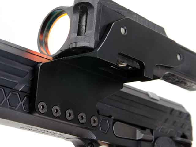 AIP 90° C-More Mount (Black)