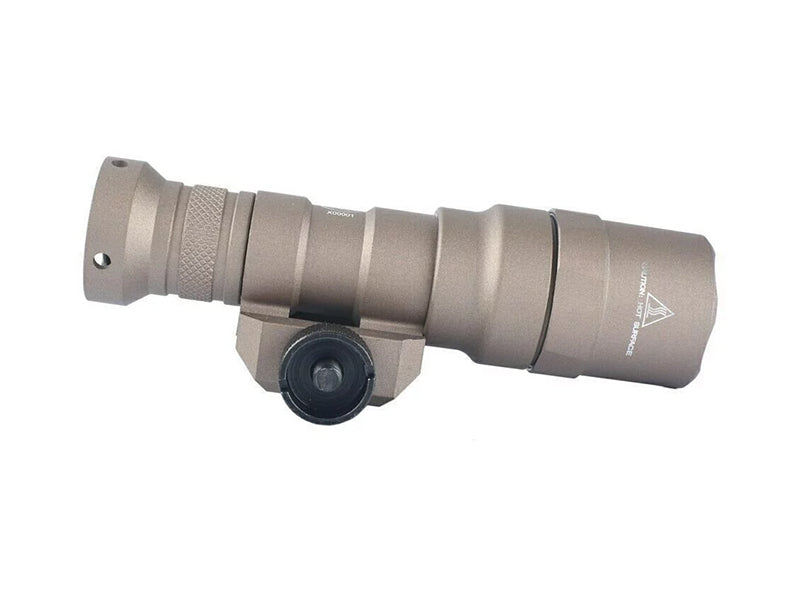 Clone M300SF WeaponLight 950 Luemns (FDE)